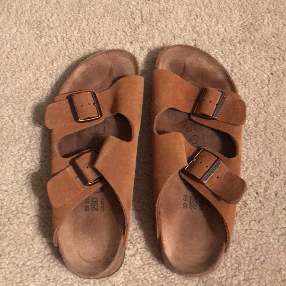 Birkenstock’s size 39